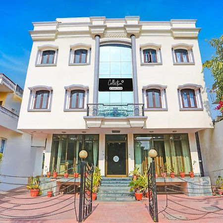 Super Collection O Bani Park Near Collectorate Circle Formerly Anuja Palace Jaipur Exterior photo